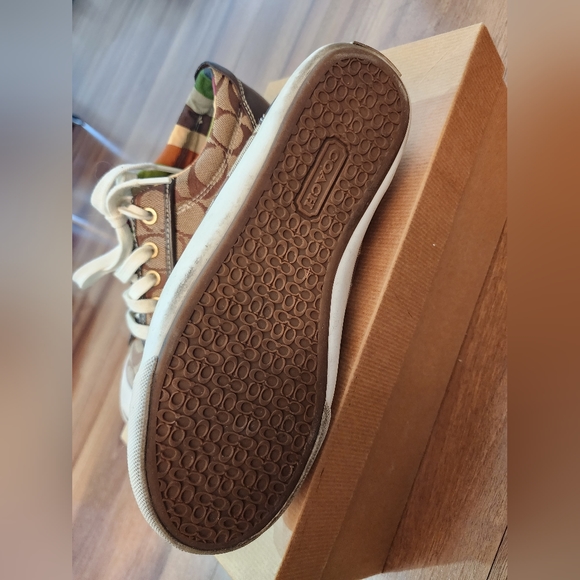 Women's Coach sneakers - Picture 3 of 3